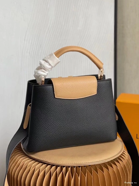 Frstbag ru Louis BB CAPUCINES Vuitton 0811